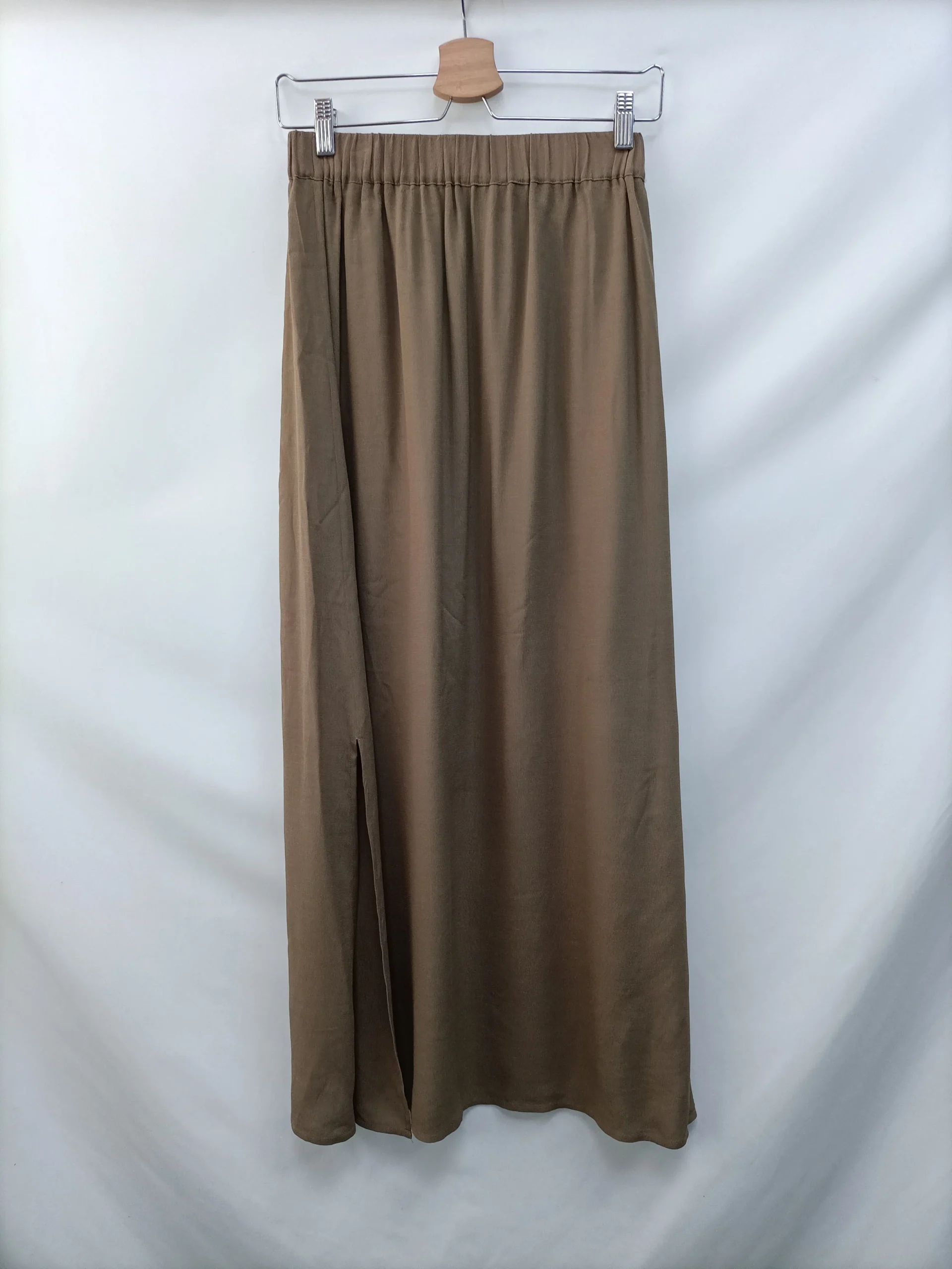 AMERICAN VINTAGE. Falda midi marrón verdoso T.S - Imagen 3