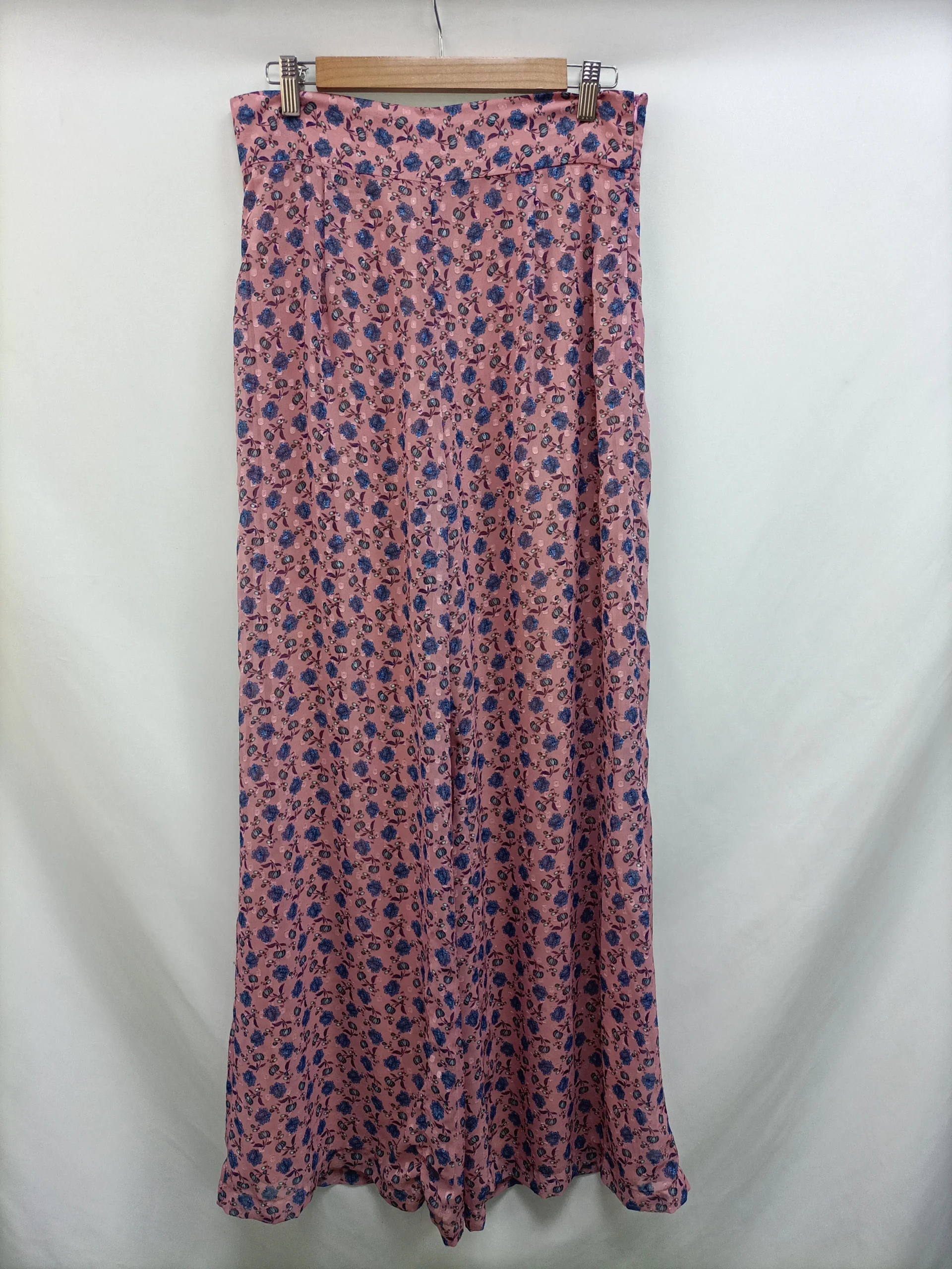 OTRAS. Pantalón palazzo rosa T.40
