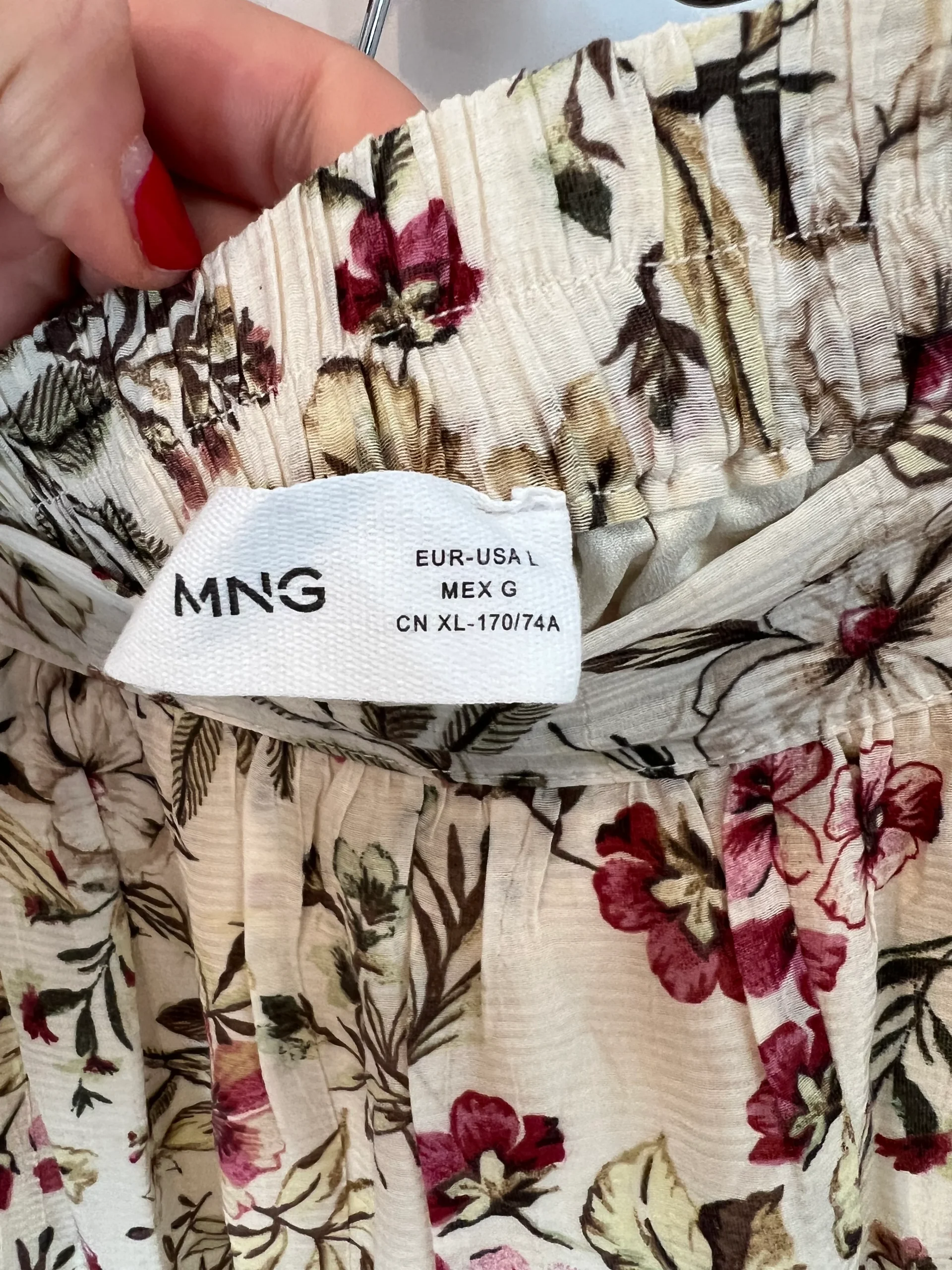 MANGO. falda larga beige flores T.l - Imagen 4
