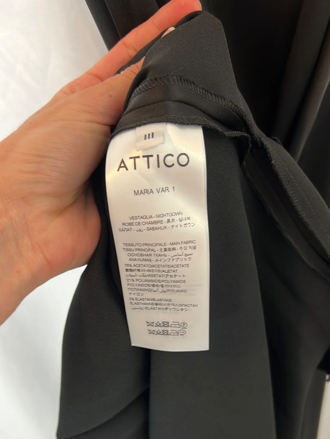 ATTICO. Vestido largo negro satinado T.s/m - Imagen 7