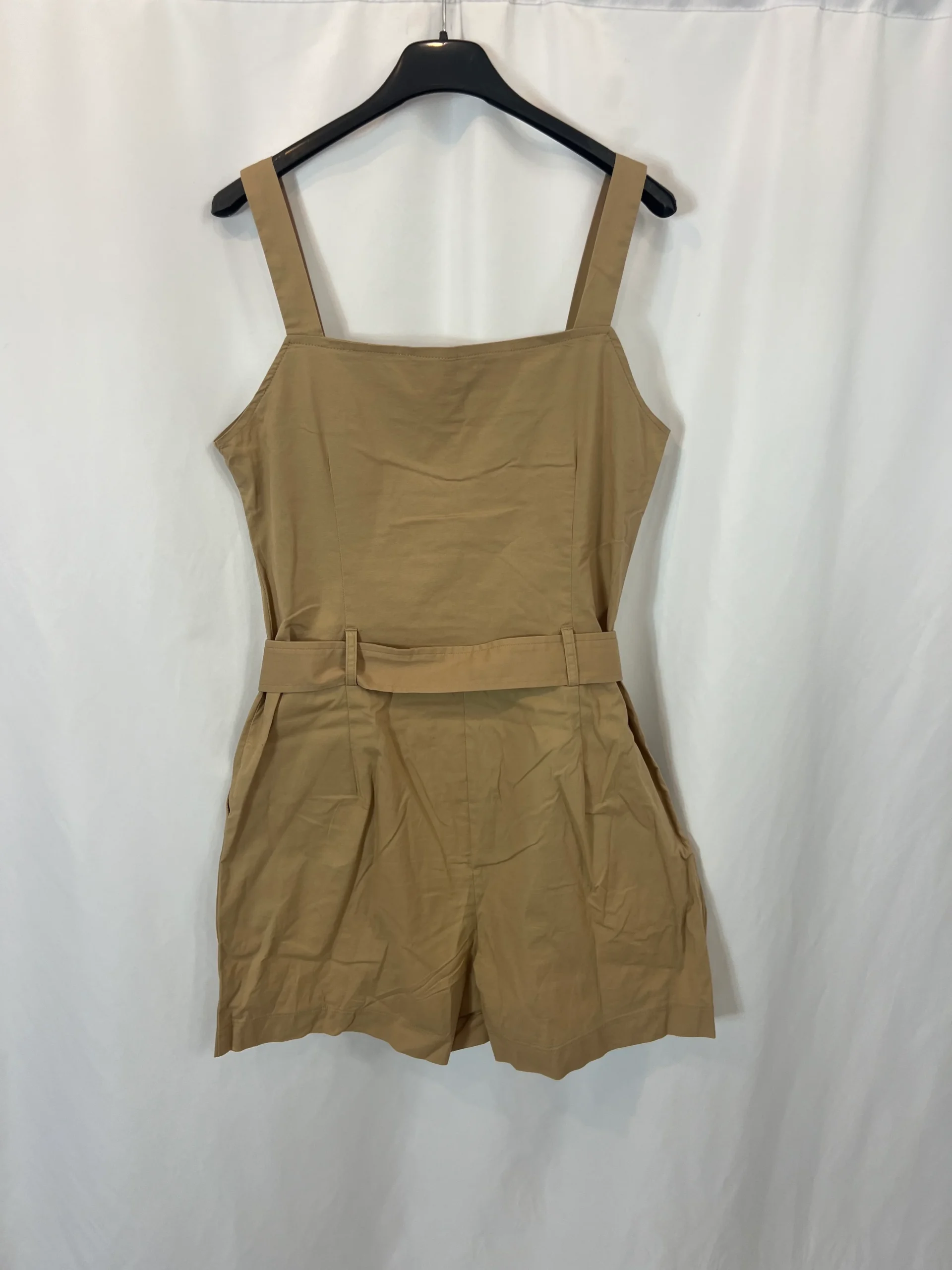 MUSE. Mono beige corto abotonado T.m - Imagen 6