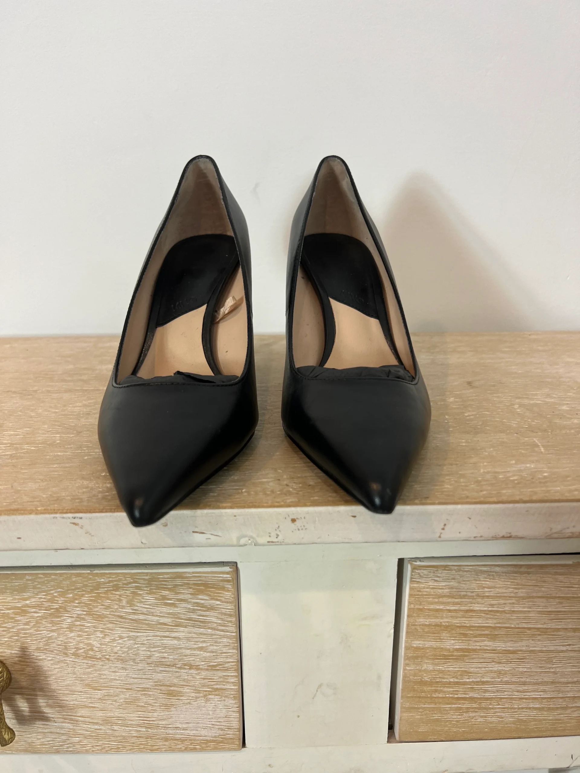 MANGO. Zapatos negro de vestir T.37 - Imagen 2