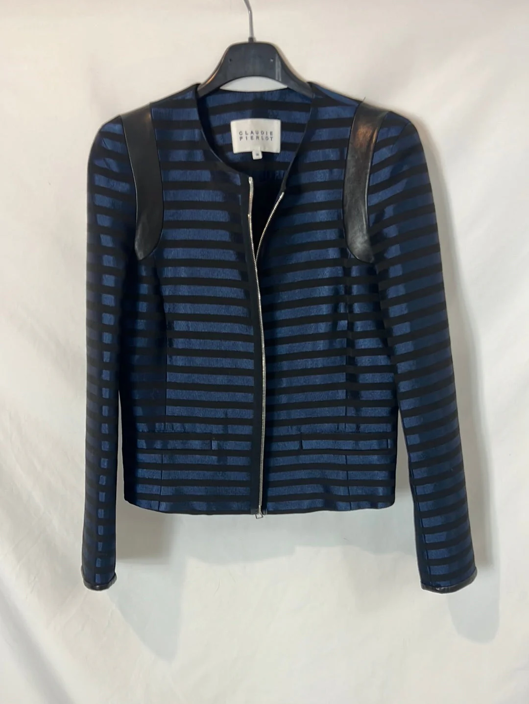 CLAUDIE PIERLOT. Chaqueta bicolor textura. T 36 - Imagen 2