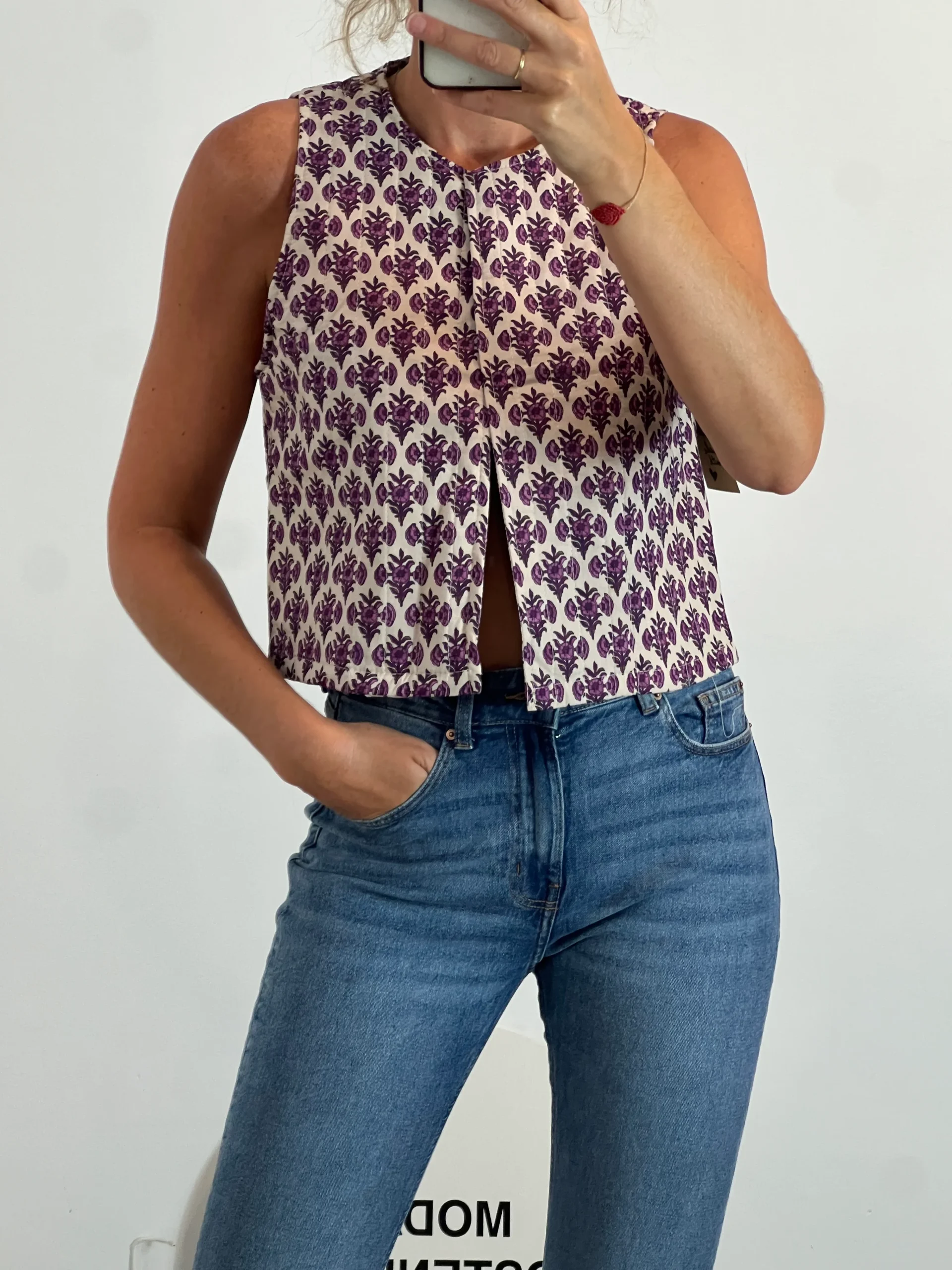 OTRAS. Chaleco beige flores moradas TU(s/m) - Imagen 5