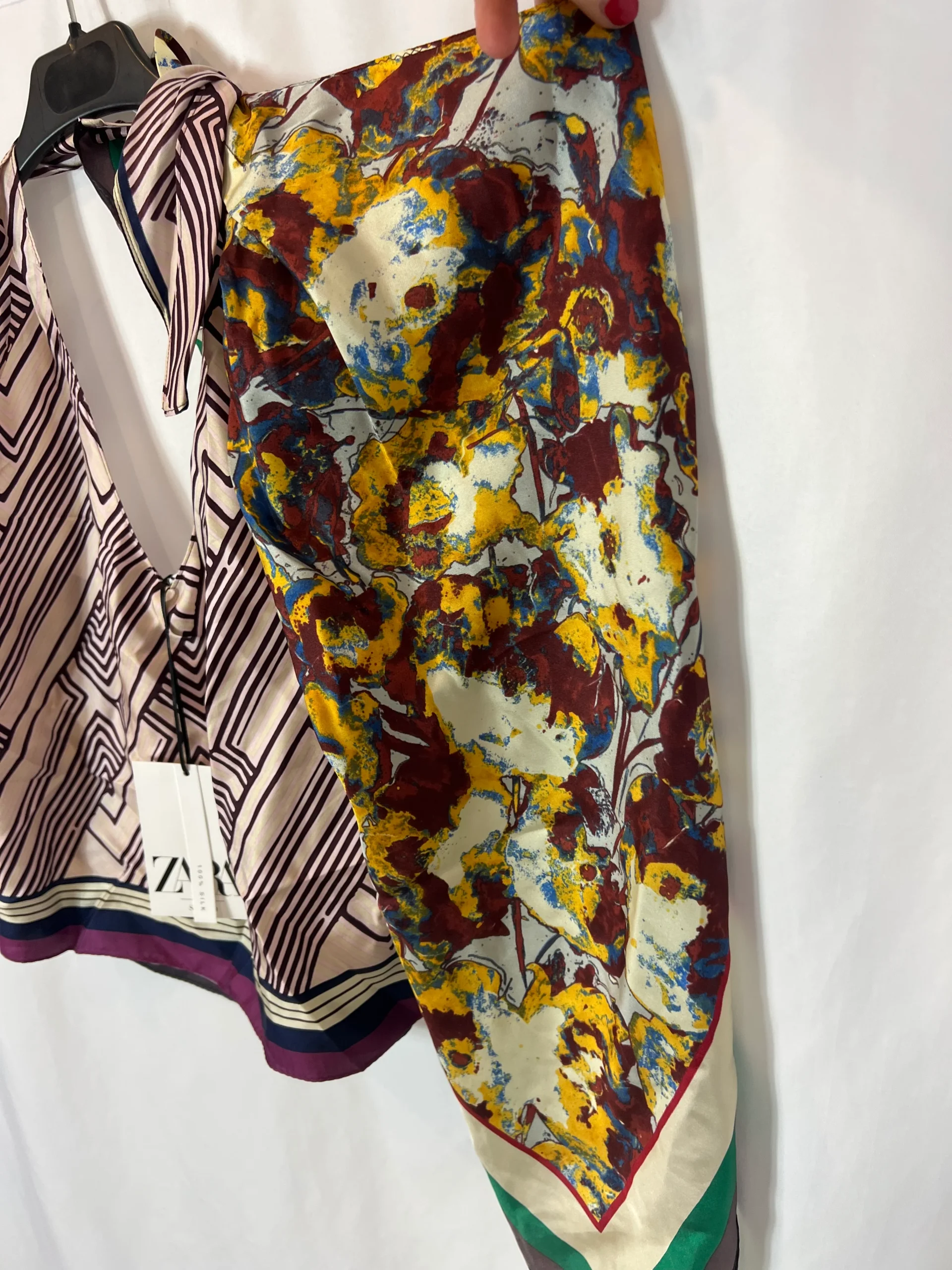 ZARA. Top estampado detalle hombro. T S - Imagen 9