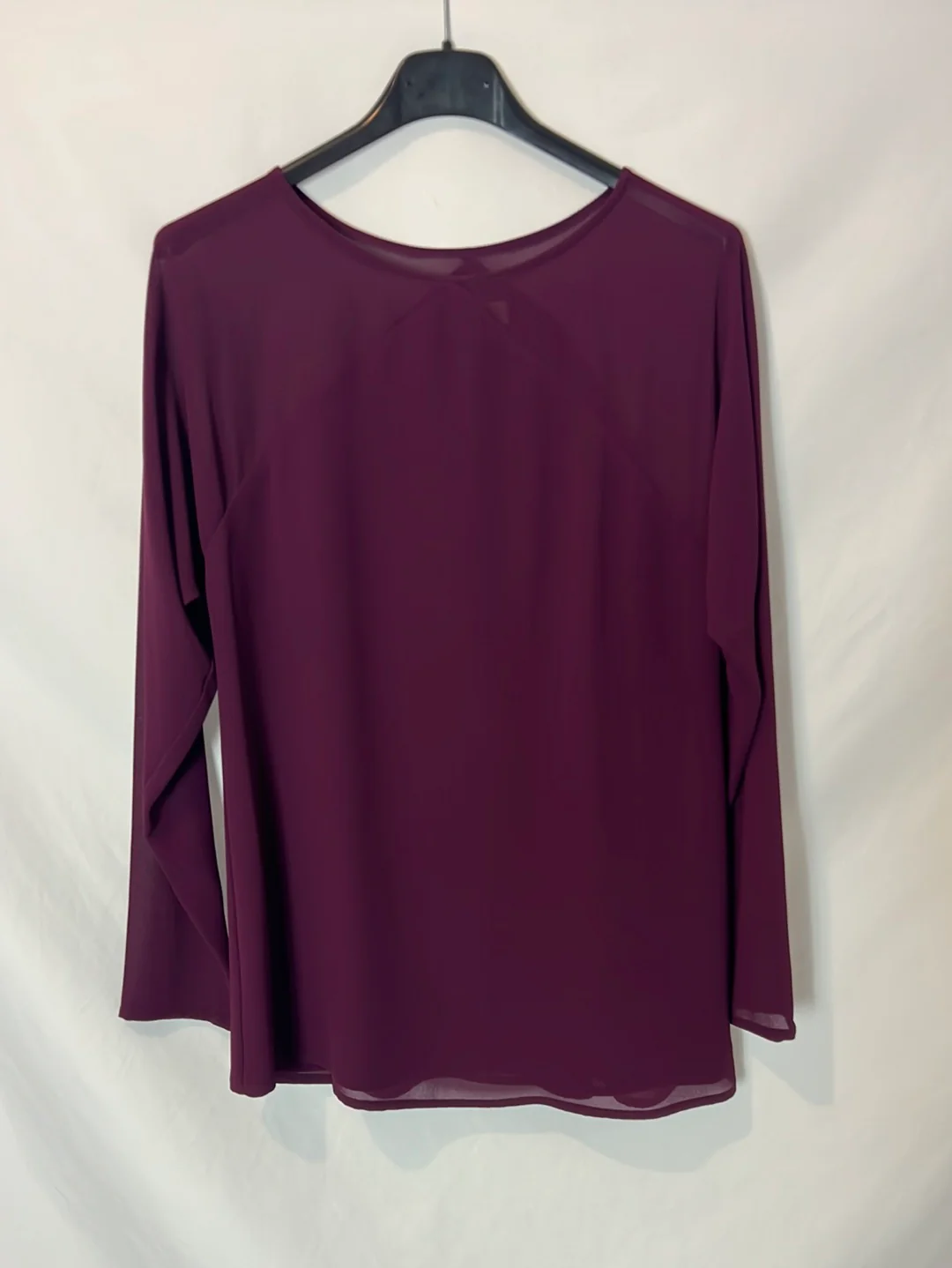 BIMANI. Blusa color berenjena detalle hombros T S - Imagen 2