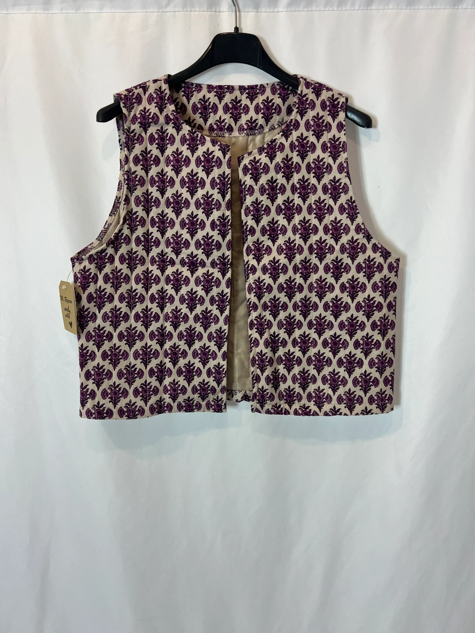 OTRAS. Chaleco beige flores moradas TU(s/m) - Imagen 2