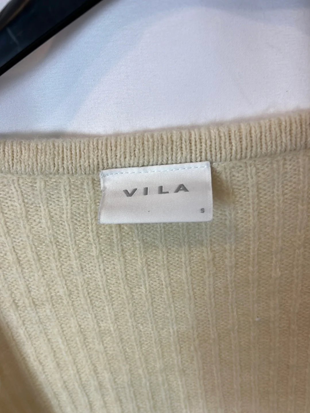 VILA. Jersey canalé beige T.s - Imagen 3