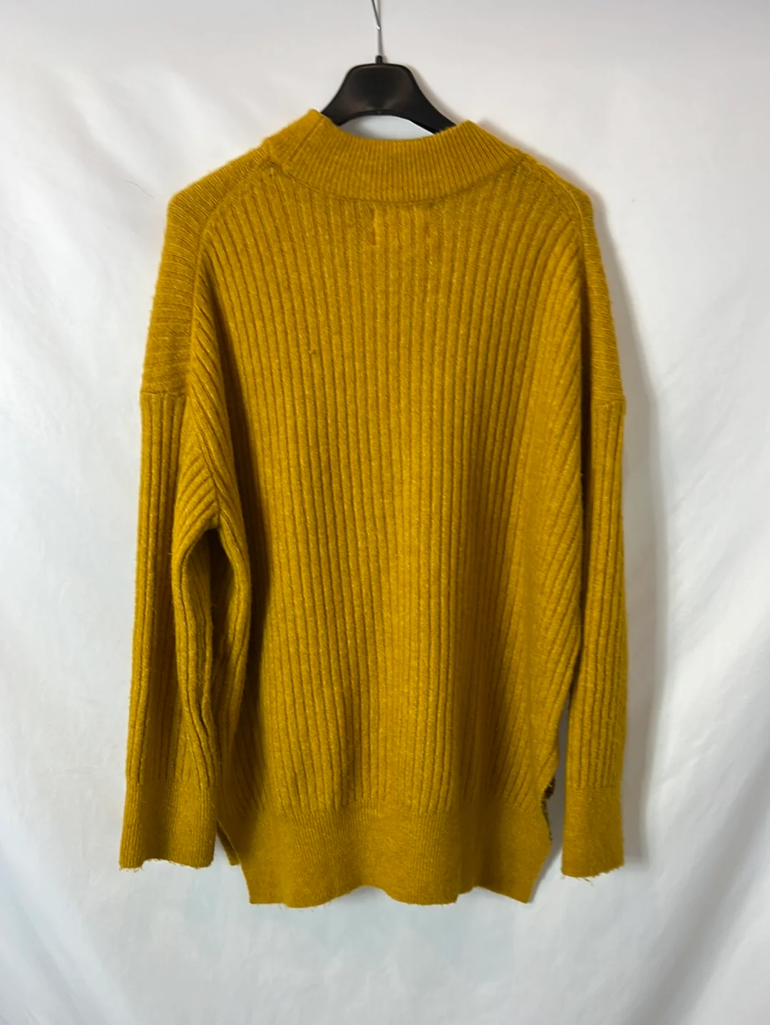 H&M. Jersey canalé mostaza T.s - Imagen 5