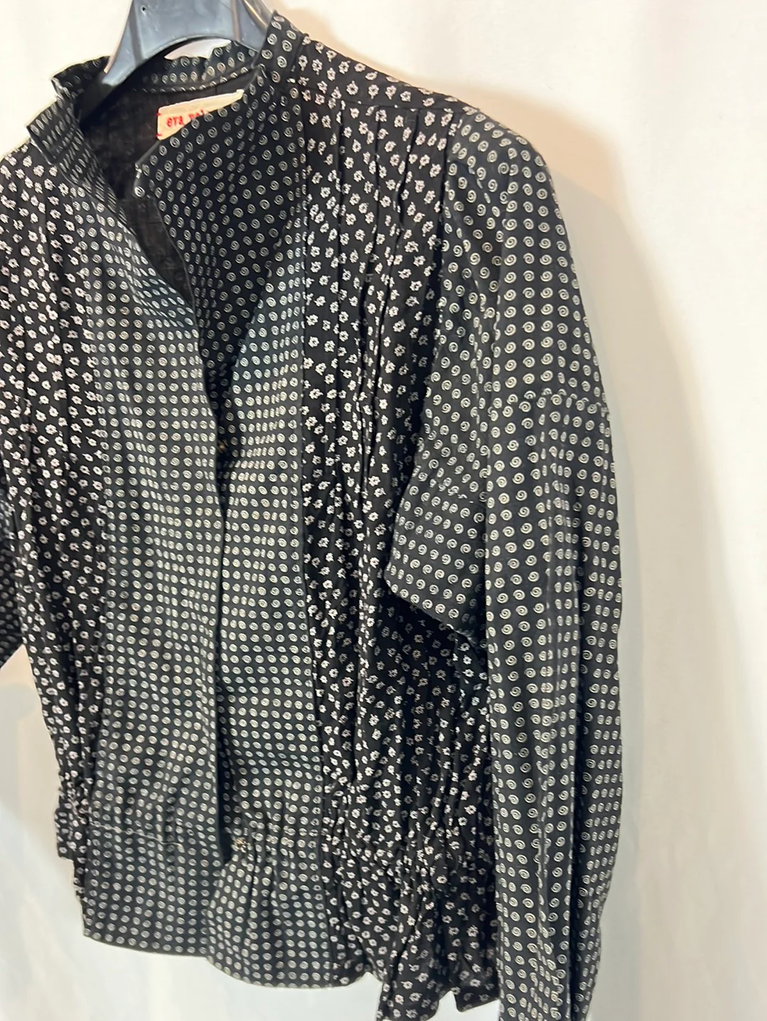 EVA VELAZQUEZ. Blusa negra espirales T.u(xs) - Imagen 2
