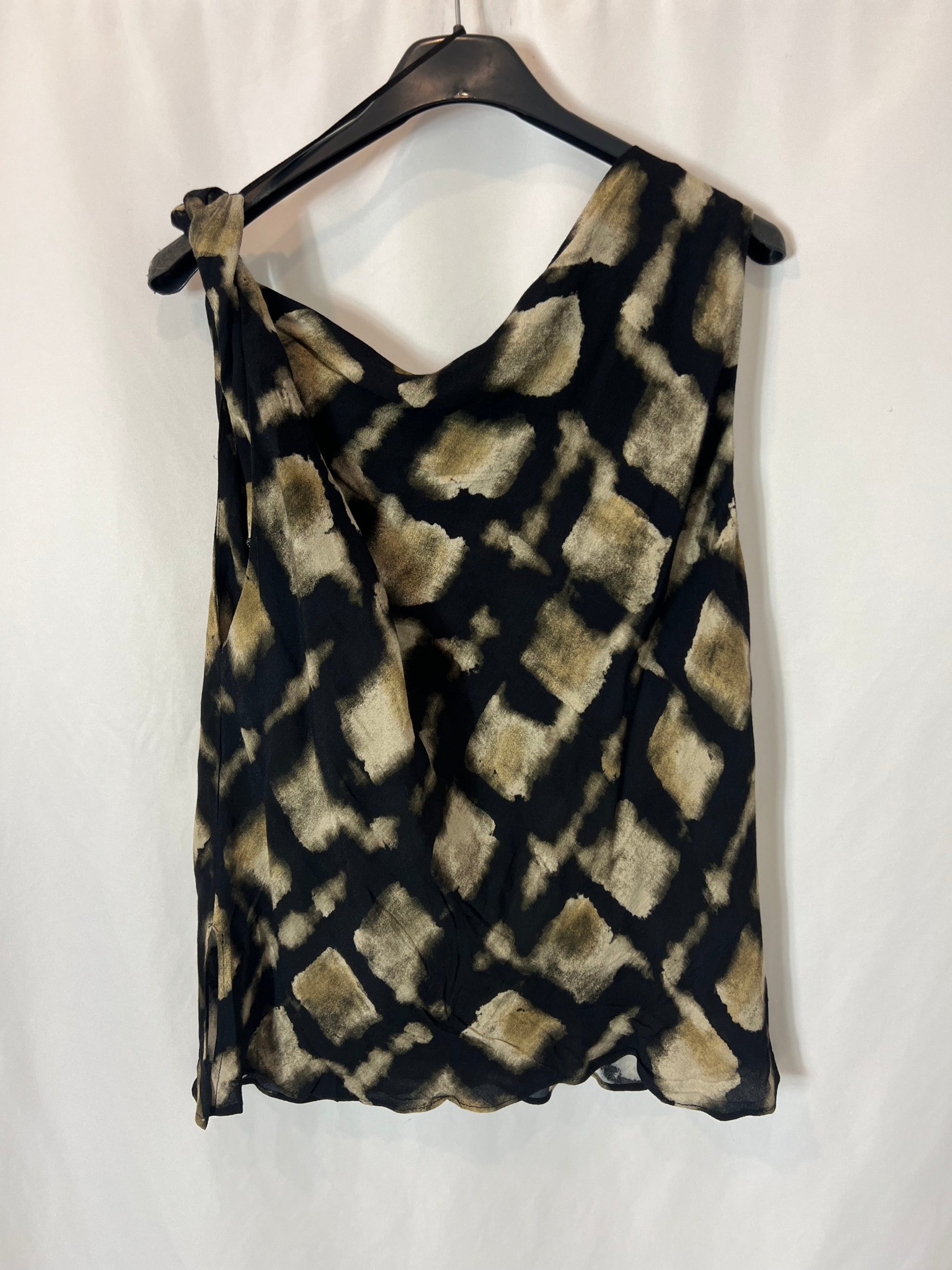 ZARA. Top estampado detalle hombro. T S - Imagen 6