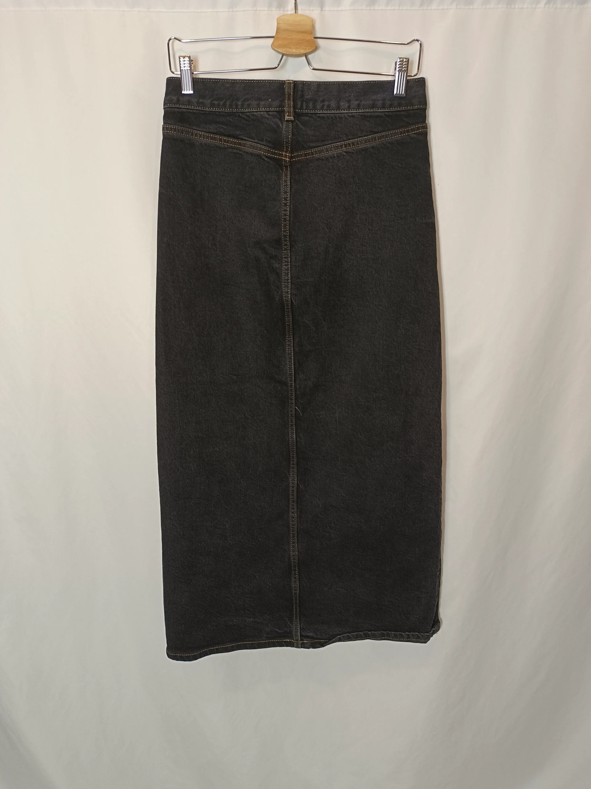 ZARA. Falda midi denim negra T.xs - Imagen 3