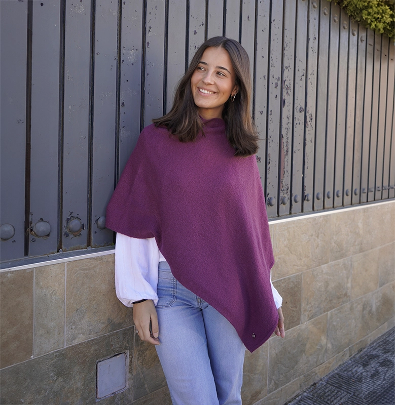Capa Berenjena Noelia