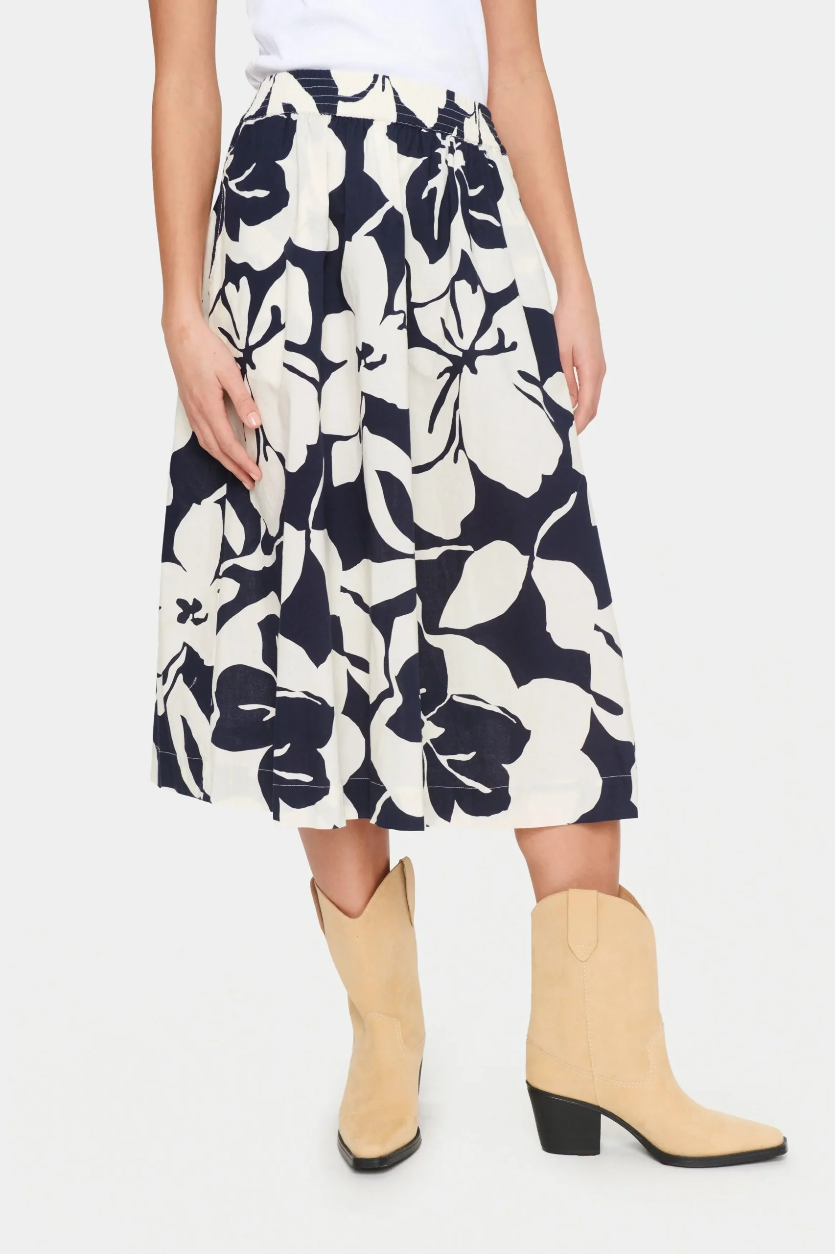 Falda Saint Tropez Ursula Night Sky Resort Floral - Imagen 2
