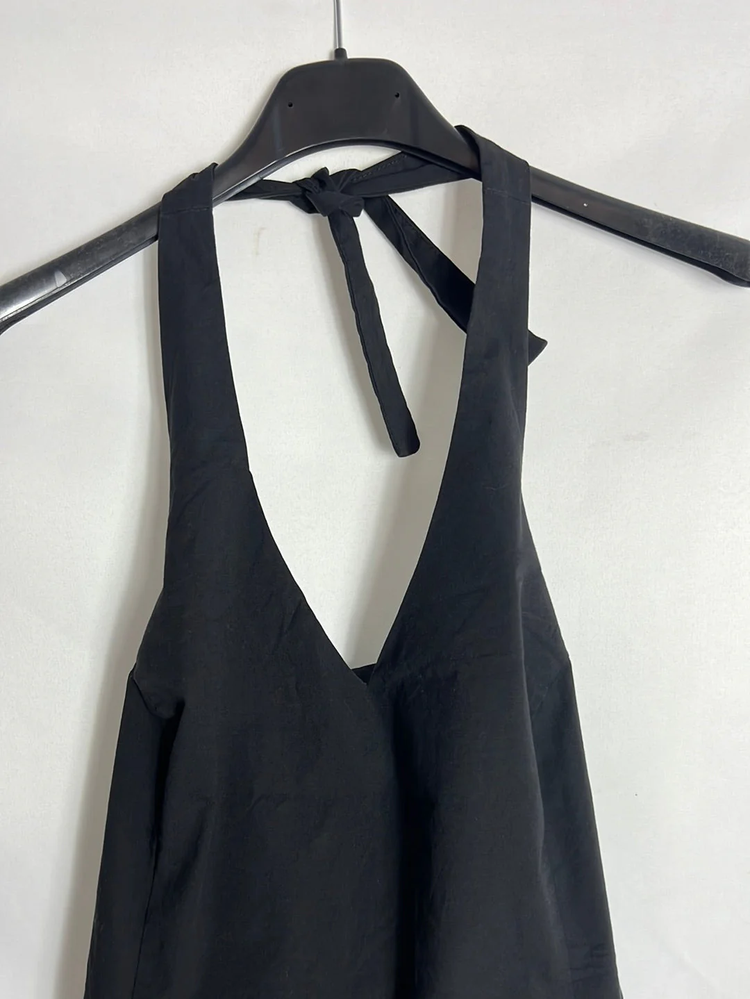 CORDON. Top negro lazada cuello y espalda. T M - Imagen 3