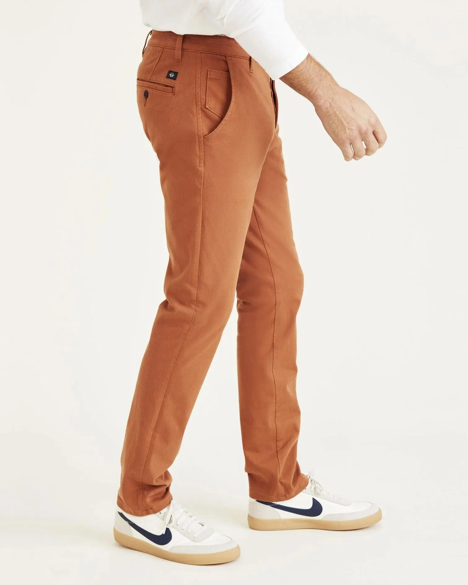 Pantalón Chino Dockers de Hombre Skinny Fit Supreme Flex Alpha Mocha Bisque Brown - Imagen 5