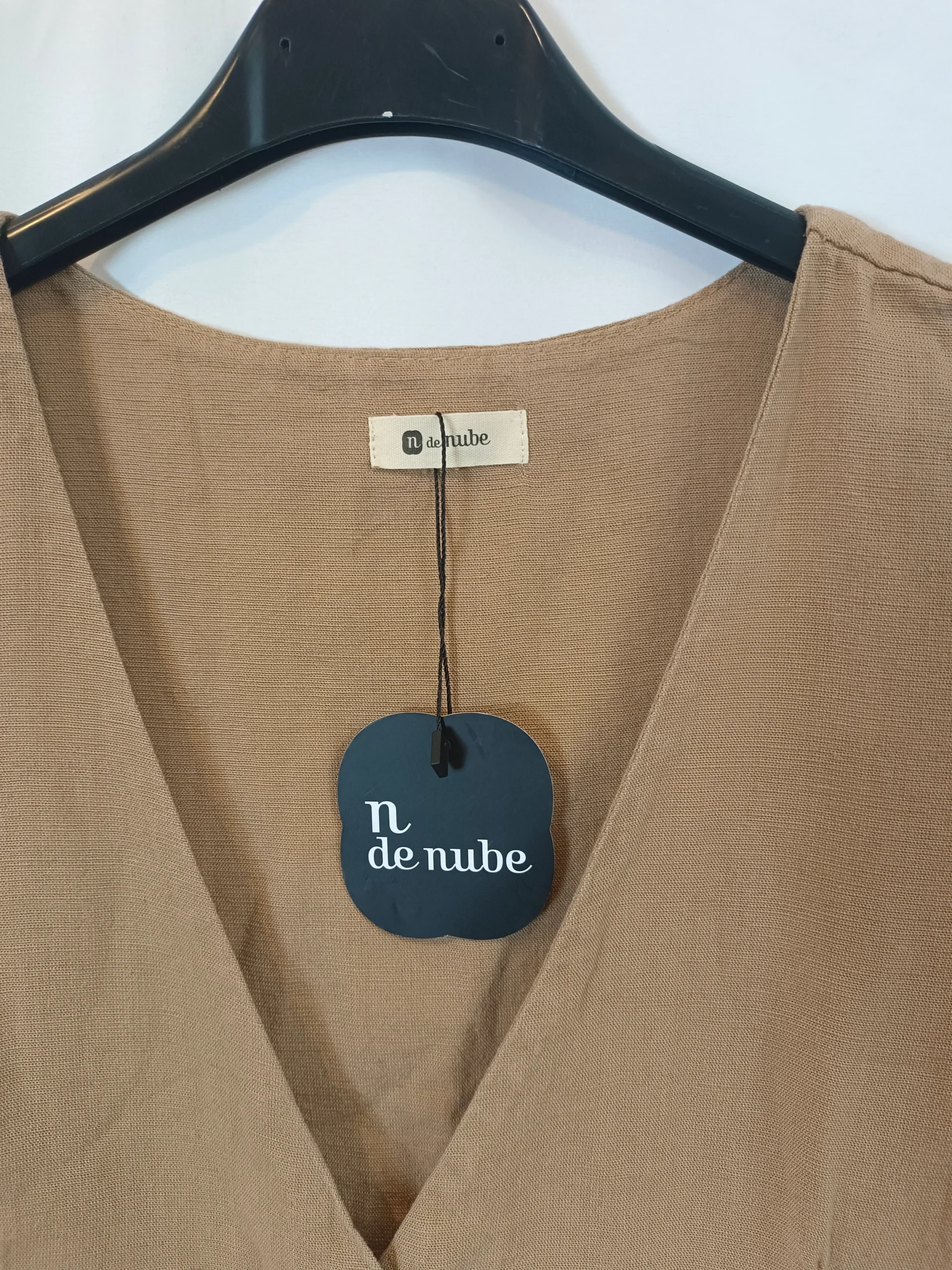 N DE NUBE. Chaleco beige botones T.u(s/m) - Imagen 4