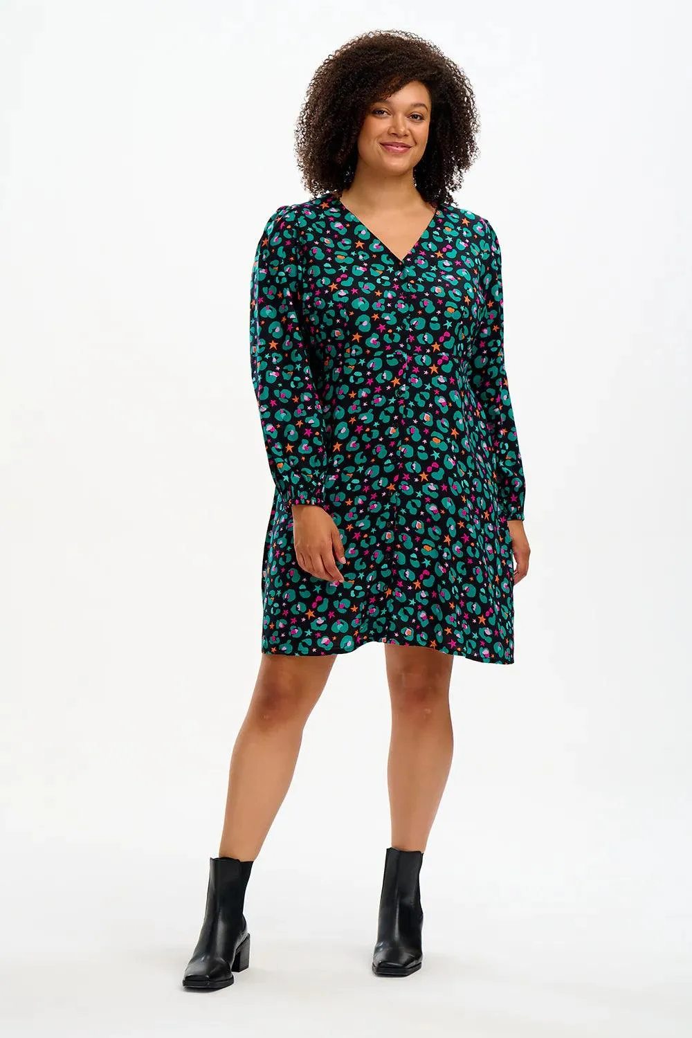 Vestido Sugarhill Natalia Tea Black Multi Star Leopard - Imagen 4